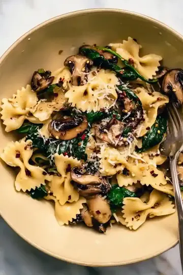 Easy Spinach Mushroom Pasta Recipe