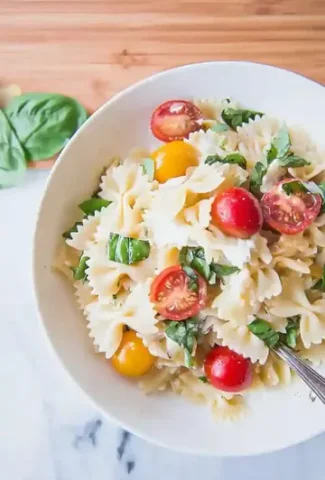 Fresh Caprese Pasta Salad Recipe