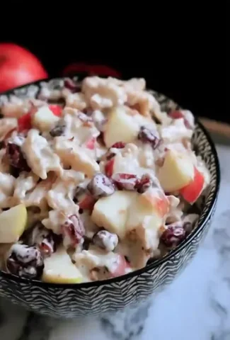 Refreshing Apple Honey Pasta Salad