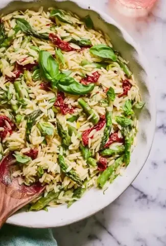 Refreshing Asparagus Orzo Salad