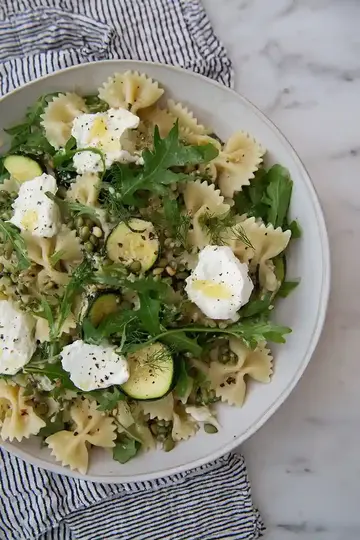 Vibrant Farfalle Pasta Salad
