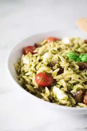 Refreshing Pesto Orzo Salad Recipe